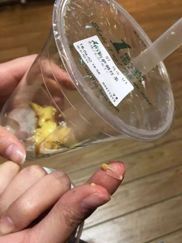 DƬ